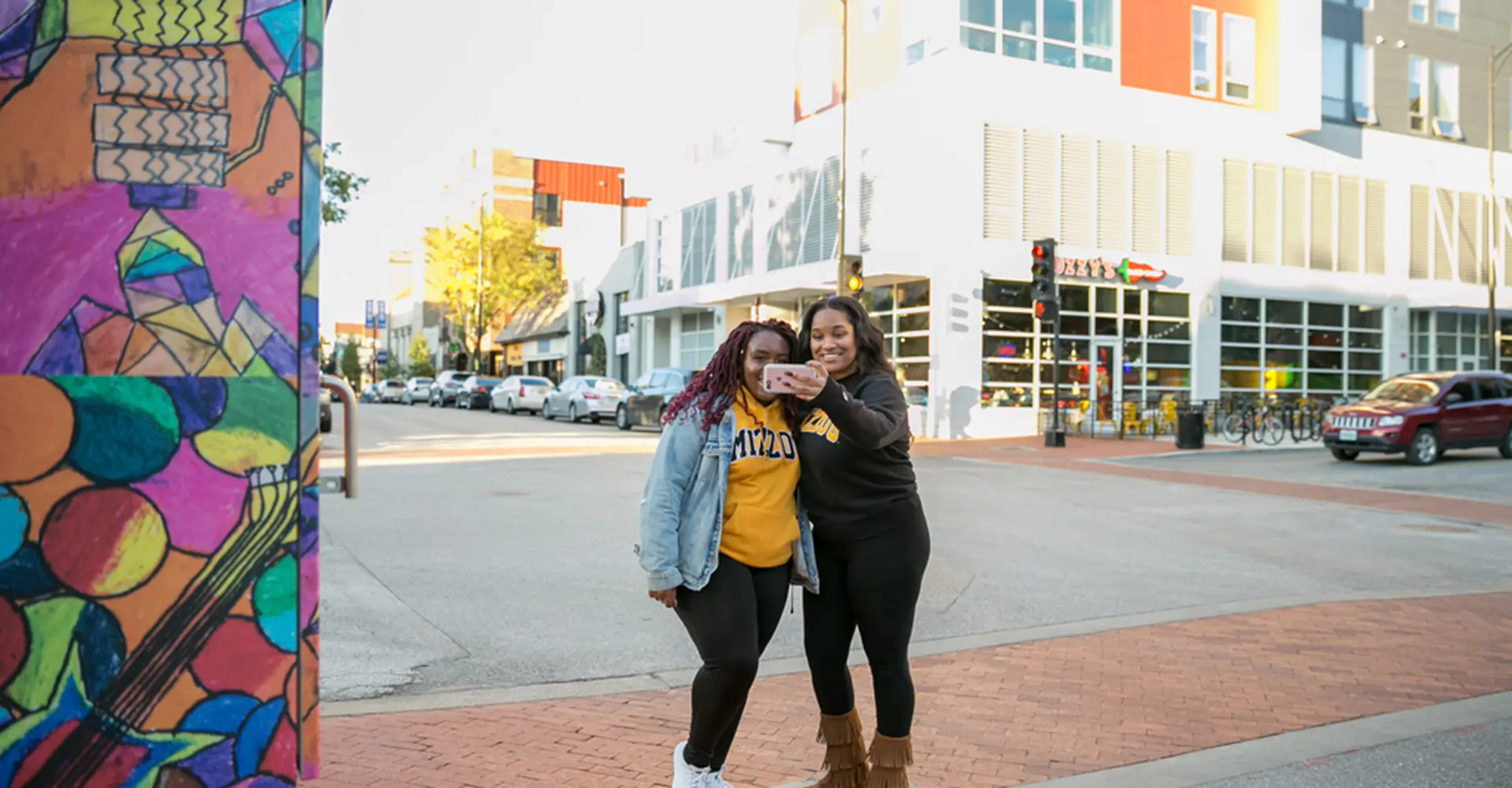 Students taking a pic downtown Columbia